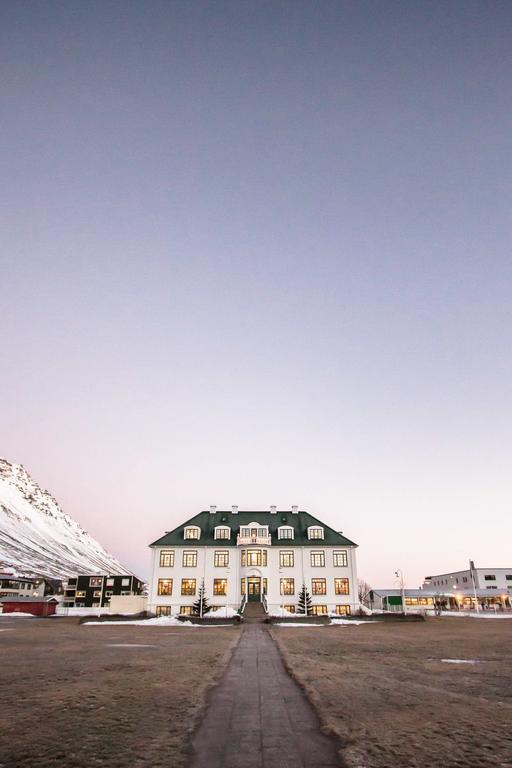 Litla Guesthouse イーサフィヨルズゥル エクステリア 写真