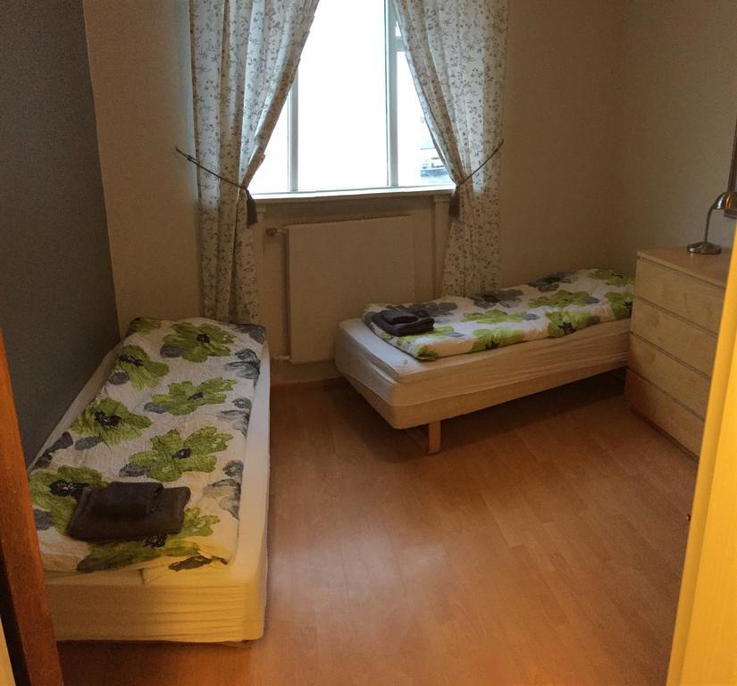 Litla Guesthouse イーサフィヨルズゥル エクステリア 写真